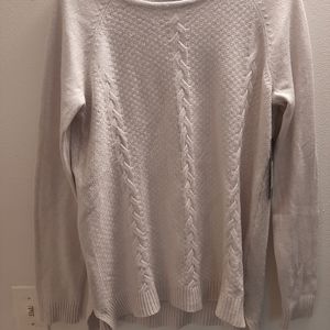 CYRUS WOMEN'S SWEATER  SZ:"L.. NEW WITH TAG....